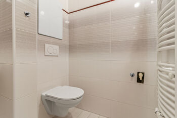 Prodej bytu 1+1 v osobním vlastnictví 45 m², Praha 10 - Strašnice