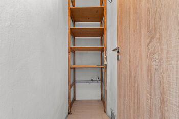 Prodej bytu 1+1 v osobním vlastnictví 45 m², Praha 10 - Strašnice