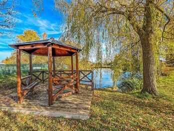 Prodej pozemku 1360 m², Drmoul