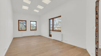 Prodej kancelářských prostor 410 m², Třebíč