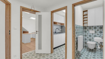 Prodej kancelářských prostor 410 m², Třebíč