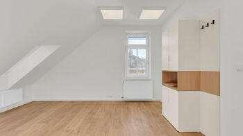Prodej kancelářských prostor 410 m², Třebíč