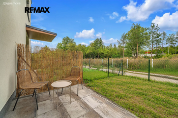 Pronájem bytu 1+kk v osobním vlastnictví 25 m², Milovice