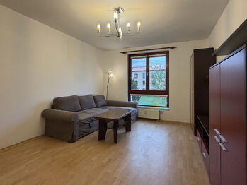 Pronájem bytu 2+kk v družstevním vlastnictví 43 m², Beroun