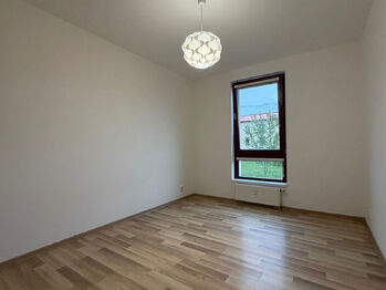 Pronájem bytu 2+kk v družstevním vlastnictví 43 m², Beroun