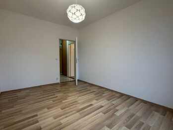 Pronájem bytu 2+kk v družstevním vlastnictví 43 m², Beroun
