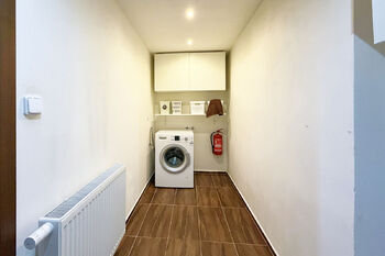 Prádelna - Prodej domu 197 m², Nejdek