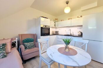 Prodej bytu 1+1 v osobním vlastnictví 53 m², Praha 6 - Ruzyně