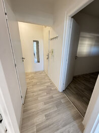 Chodba  - Pronájem bytu 2+1 v osobním vlastnictví 49 m², Příbram