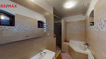 Prodej domu 392 m², Volary