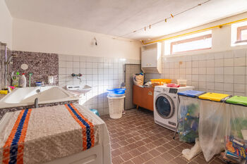 Prodej domu 225 m², Tvrdonice