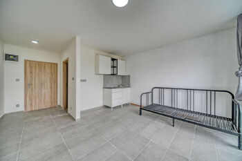 Pronájem bytu 1+kk v osobním vlastnictví 24 m², Velký Osek