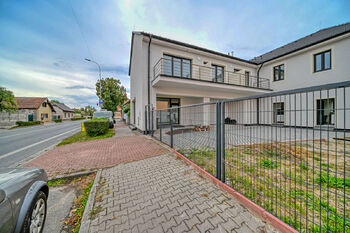 Pronájem bytu 1+kk v osobním vlastnictví 24 m², Velký Osek