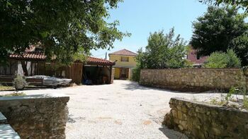 Prodej domu 600 m², Nerezine