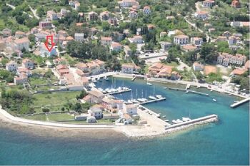 Prodej domu 600 m², Nerezine