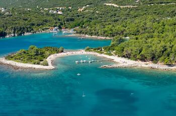 Prodej domu 600 m², Nerezine