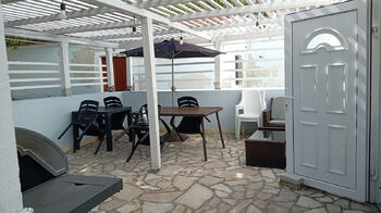Prodej domu 600 m², Nerezine