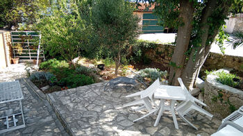 Prodej domu 600 m², Nerezine
