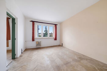 Prodej bytu 3+1 v osobním vlastnictví 71 m², Karlovy Vary