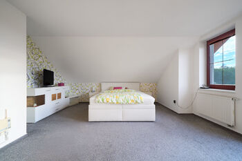 Prodej domu 196 m², Hradec Králové