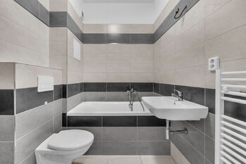 Prodej bytu 2+kk v osobním vlastnictví 3060 m², Přelouč