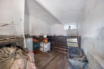 Prodej domu 260 m², Drahonín