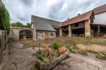 Prodej zemědělského objektu 365 m², Soběhrdy