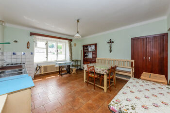 Prodej zemědělského objektu 365 m², Soběhrdy