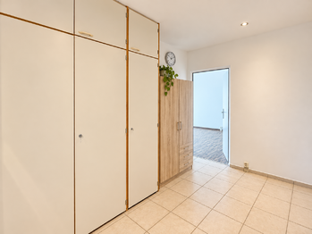 Prodej bytu 2+1 v osobním vlastnictví 62 m², Praha 4 - Kamýk