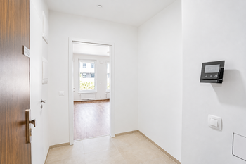 Pronájem bytu 2+kk v osobním vlastnictví 47 m², Praha 5 - Hlubočepy