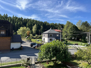 Pohled z balkónku - Prodej domu 200 m², Valašská Bystřice