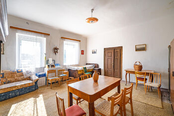 Prodej domu 240 m², Bezno