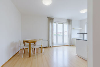Pronájem bytu 2+kk v osobním vlastnictví 63 m², Praha 10 - Záběhlice