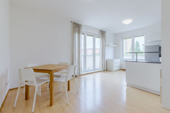 Pronájem bytu 2+kk v osobním vlastnictví 63 m², Praha 10 - Záběhlice
