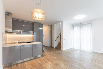 Pronájem bytu 5+kk v osobním vlastnictví 226 m², Praha 6 - Dejvice