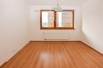 Pronájem bytu 2+kk v osobním vlastnictví 57 m², Praha 4 - Modřany