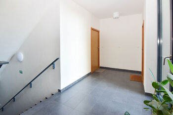 Pronájem bytu 2+kk v osobním vlastnictví 57 m², Praha 4 - Modřany