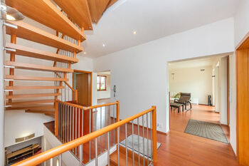 Prodej domu 300 m², Praha 5 - Řeporyje