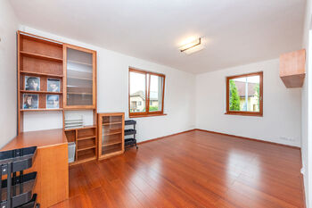 Prodej domu 300 m², Praha 5 - Řeporyje