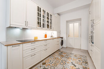 Pronájem bytu 2+1 v osobním vlastnictví 86 m², Praha 7 - Holešovice