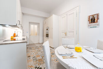 Pronájem bytu 2+1 v osobním vlastnictví 86 m², Praha 7 - Holešovice