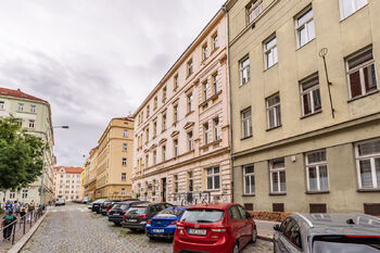 Pronájem bytu 2+1 v osobním vlastnictví 86 m², Praha 7 - Holešovice