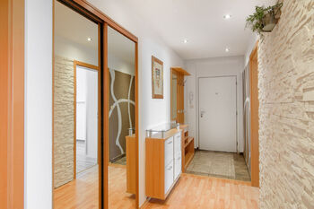 Pronájem bytu 4+kk v osobním vlastnictví 87 m², Čelákovice