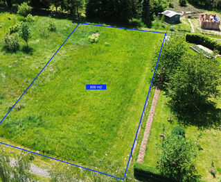 Prodej pozemku 800 m², Hukvaldy