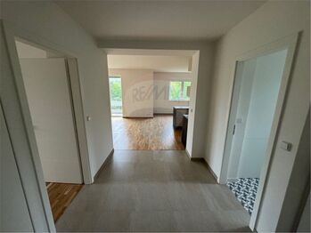 předsíň - Pronájem bytu 3+kk v osobním vlastnictví 97 m², Praha 4 - Krč