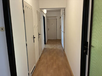 Pronájem bytu 3+1 v osobním vlastnictví 74 m², Znojmo