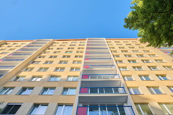 Prodej bytu 3+1 v osobním vlastnictví 65 m², Praha 8 - Kobylisy