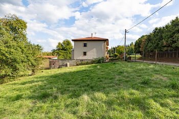 Prodej pozemku 813 m², Týnec nad Sázavou