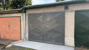 Pronájem garáže 328 m², Slaný