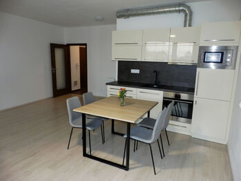 Pronájem bytu 1+kk v osobním vlastnictví 41 m², Pardubice